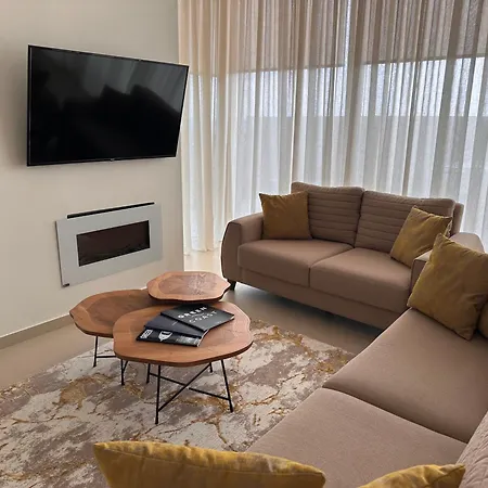 Coast Sun Kissed Terrace 1-bedroom Paljasa