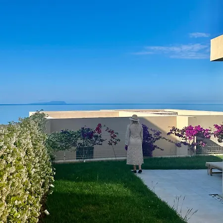 Apartment Coast Sun Kissed Terrace 110a